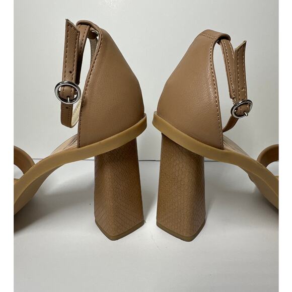 Dolce Vita Farah Ankle Strap Sandals Tan Beige Size 10 Neutral Strappy Heels - Picture 7 of 9